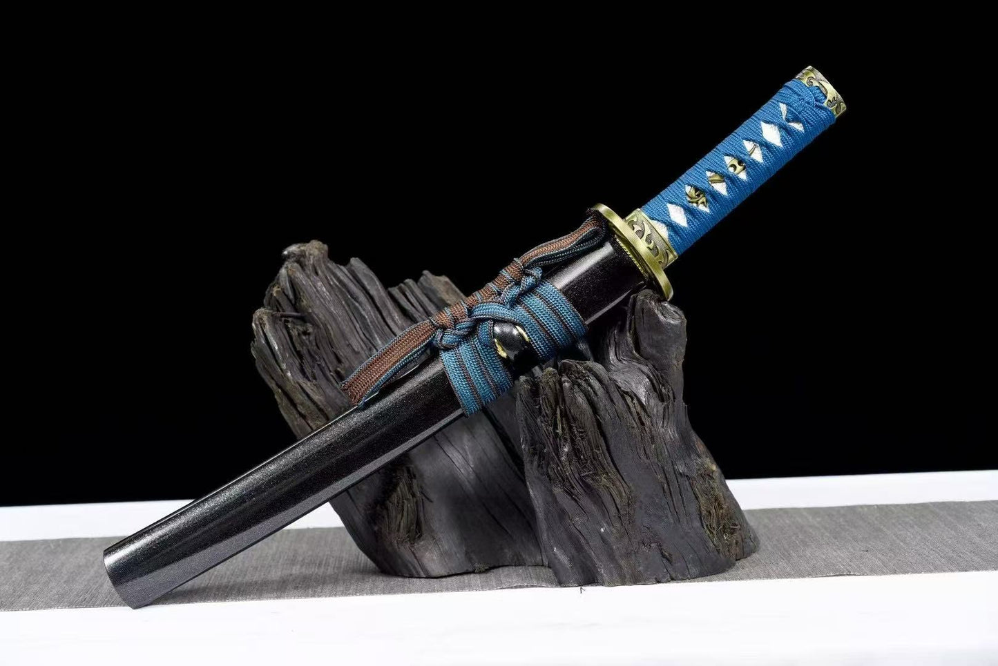 龙泉刀剑武士短款花纹钢短刀收藏摆件工艺品未开刃