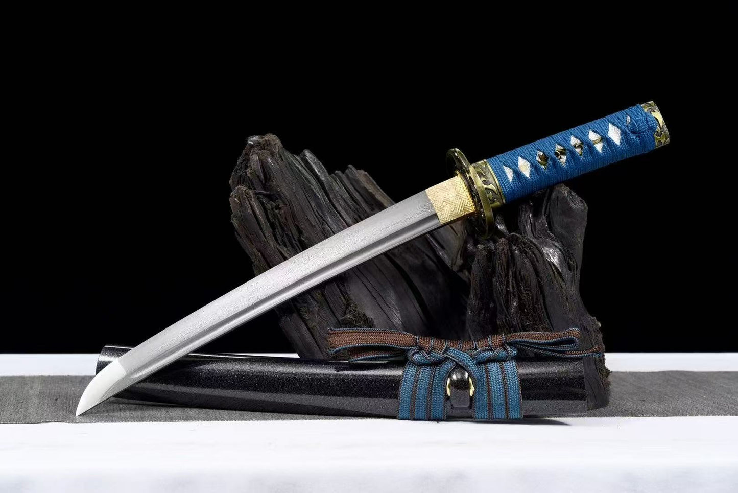 龙泉刀剑武士短款花纹钢短刀收藏摆件工艺品未开刃